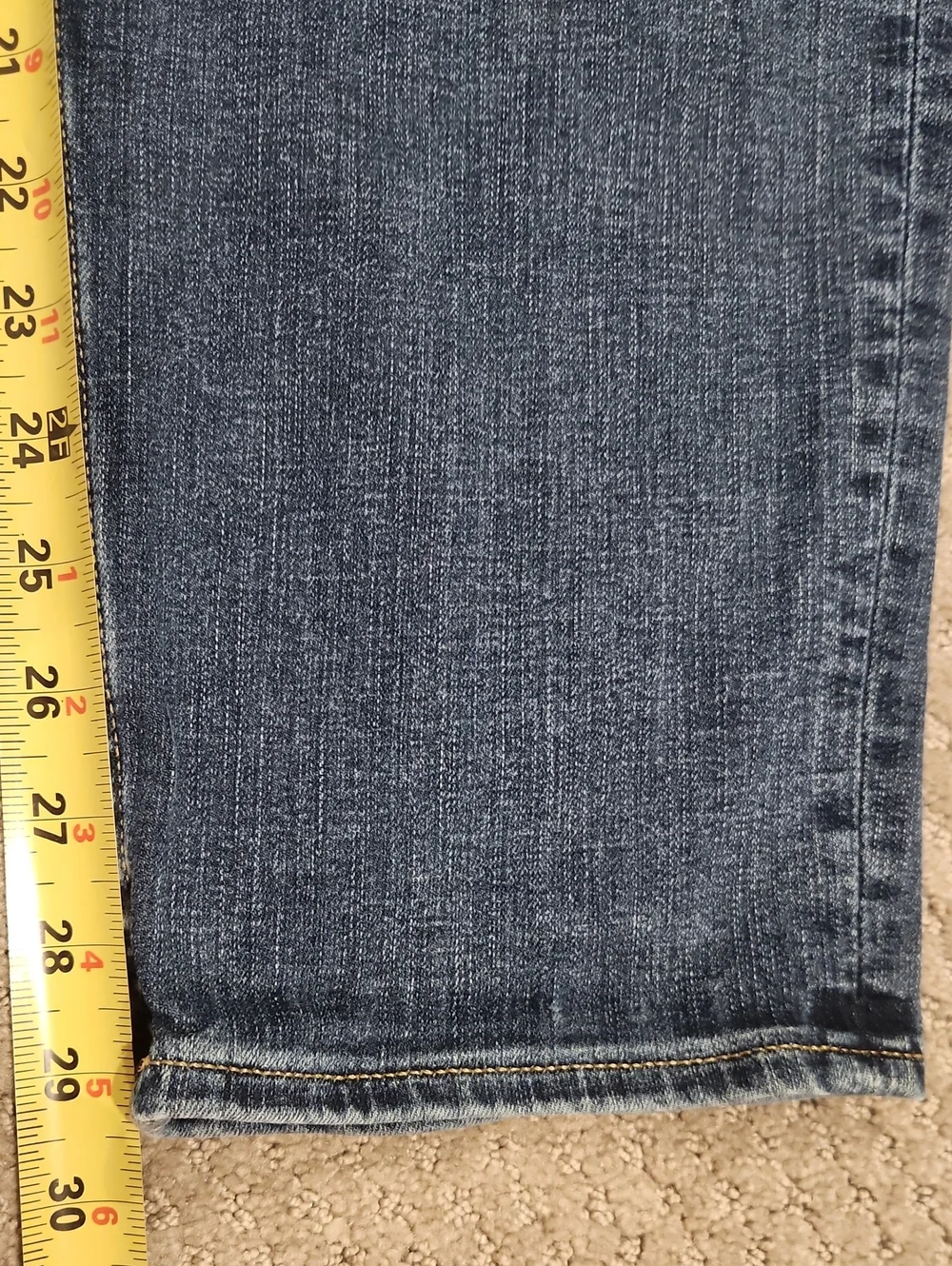NEW Banana Republic Classic Athletic Tapered Fit Jeans 35 X 32
